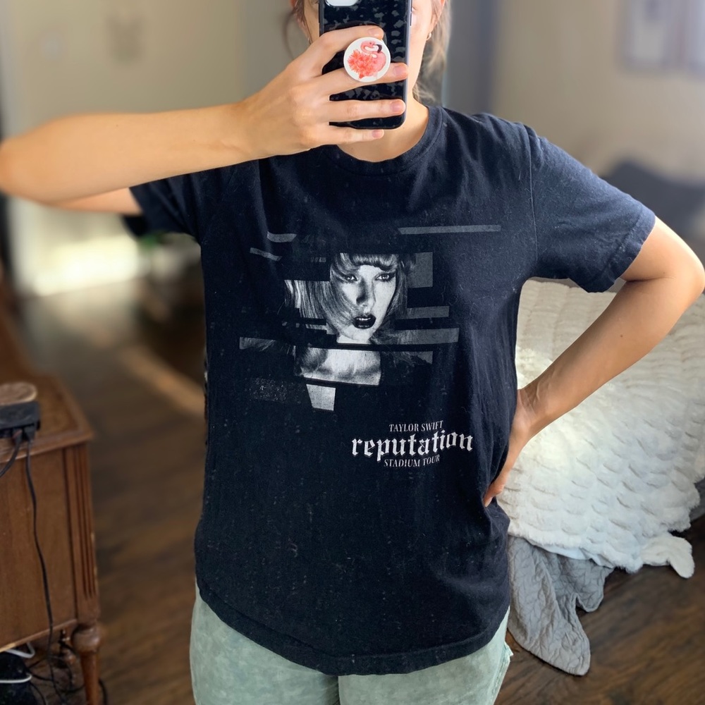 Taylor Swift Reputation Band Tee - Medium